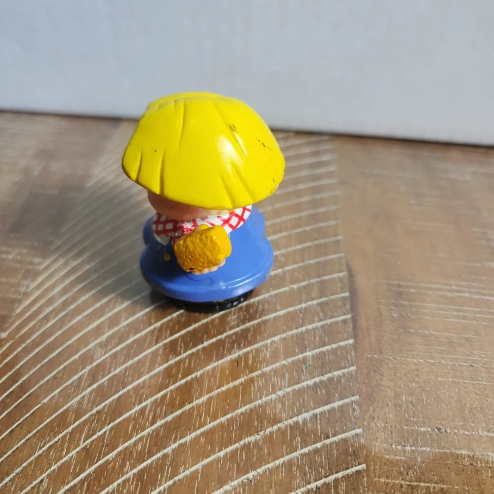 Fisher Price Little People Boy with Frog Blue Overalls Vintage 2001 Mattel Toy